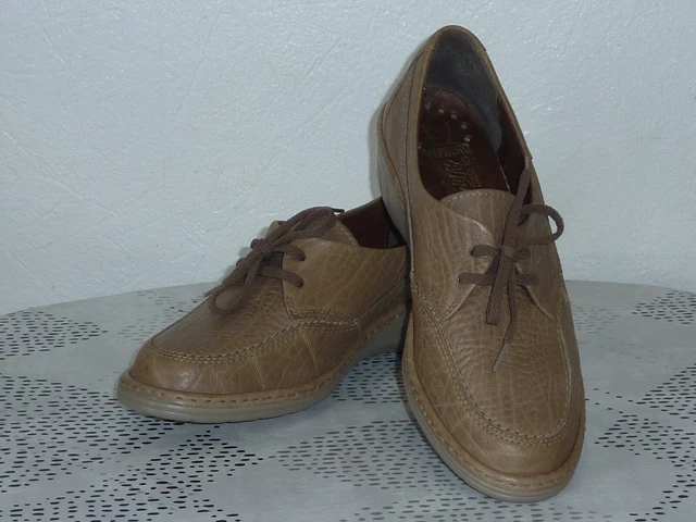 Chaussures dames MEPHISTO en cuir véritable / NEUVES / Taille 5 (Point. 38)