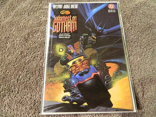1991 DC Comics BATMAN JUDGE DREDD Judgement On Gotham - 1st Print - TPB - NM/MT