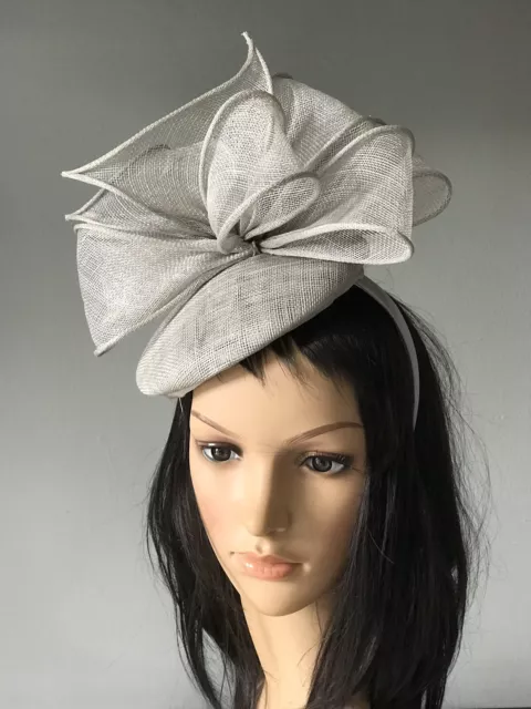 Pale Silver Grey Wedding  Disc Hat Fascinator Races Feathers Mother Of The Bride