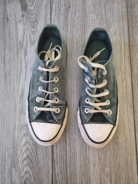Green clearance velvet converse