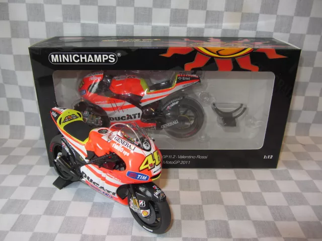 1/12 Minichamps Rossi Ducati Desmosedici Gp 11.2 Moto Gp 2011  122 112046