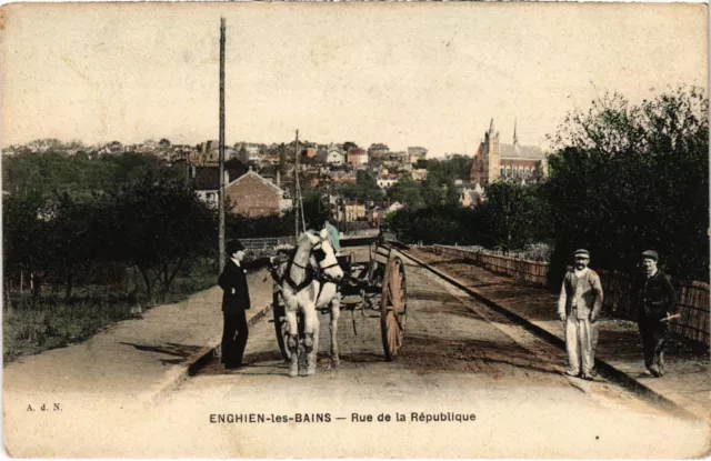CPA Enghien les Bains Rue de la Republique FRANCE (1308538)