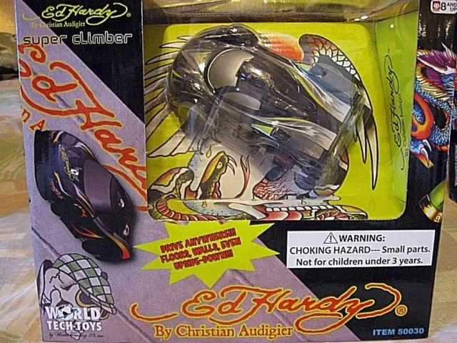 Super Climber Radio Control Car Drive Anywhere Black Racer  New in Box MS-142