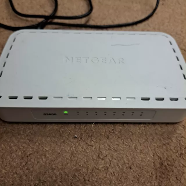 Netgear 8-port Gigabit Ethernet Switch GS608v4