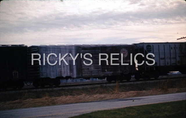 Original Slide SAL #24411 40' Boxcar Seaboard Air Line 1974 Action
