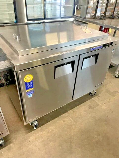 Everest Refrigeration 2-Door Sandwich Prep Model: E0Tp2  #17650,51