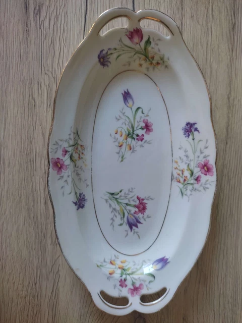 Plat Ovale En Porcelaine De Meissen - Motif Fleurs Des Champs - Occasion (bon état, Usures D'usage)