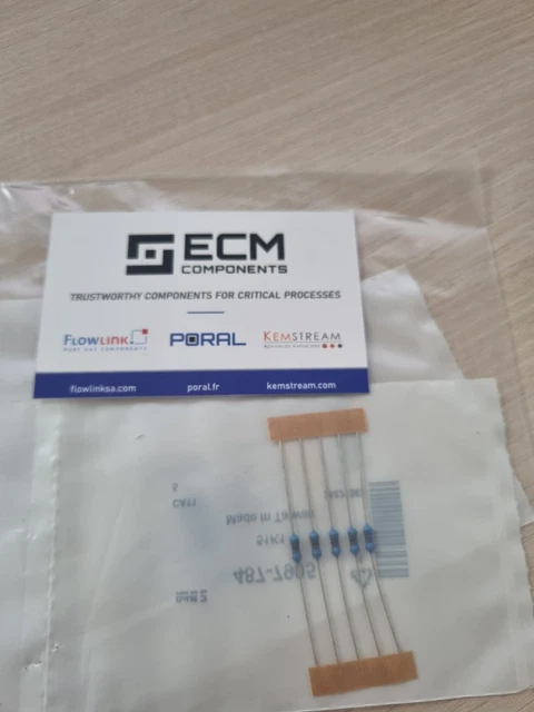 Résistances Film Métallique 8.2K Ohm 2W 1% - Lot De 30 Pièces - 5 Bandes Couleur - Uxcell