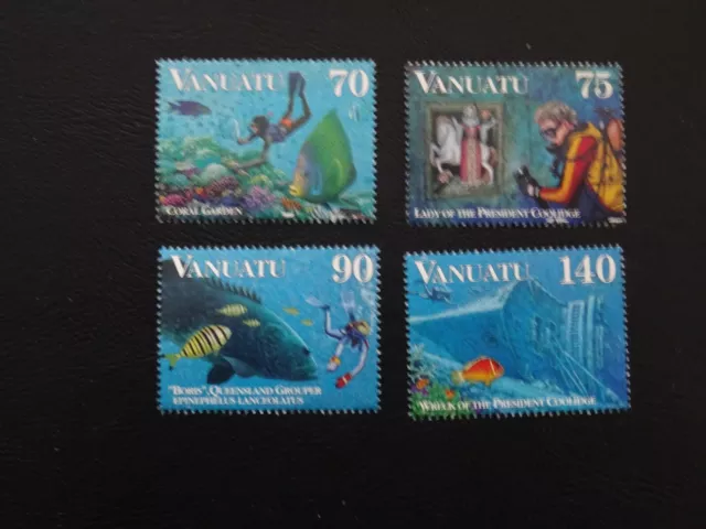 Francobolli Vanuatu SG 740/743 set di 4 nuovi di zecca rilasciati 1997 immersioni subacquee.