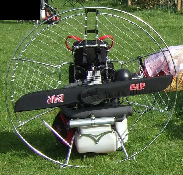 Paramotor Pap Ros 120 - Harness Size M - Carbon Propeller - Serviced Paramotor Pap Ros 120 - Harness Size M - Carbon Propeller - Serviced