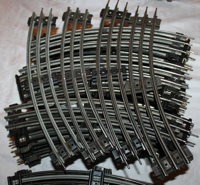 (24) Pieces Lionel 10 Inch O-Gauge Tubular Steel CURVE Track - ONE LOT - ALL EX