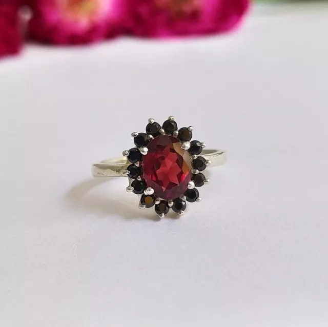 Natural Red Oval Cut Garnet 925 Silver Art Deco Floral Engagement Ring For Women