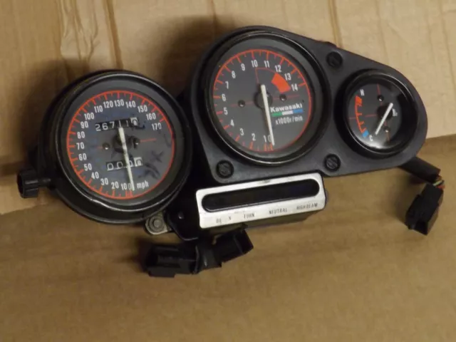 kawasaki ZXR750 ZXR 750 J1 J2   mph clocks instruments speedo 26,711 miles