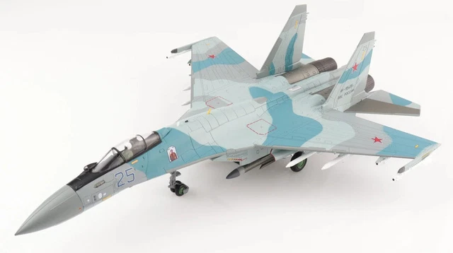 Hobby Master HA5710 Sukhoi Su-35S Flanker, Blue 25, 22nd IAP, 303rd DPVO, 2012