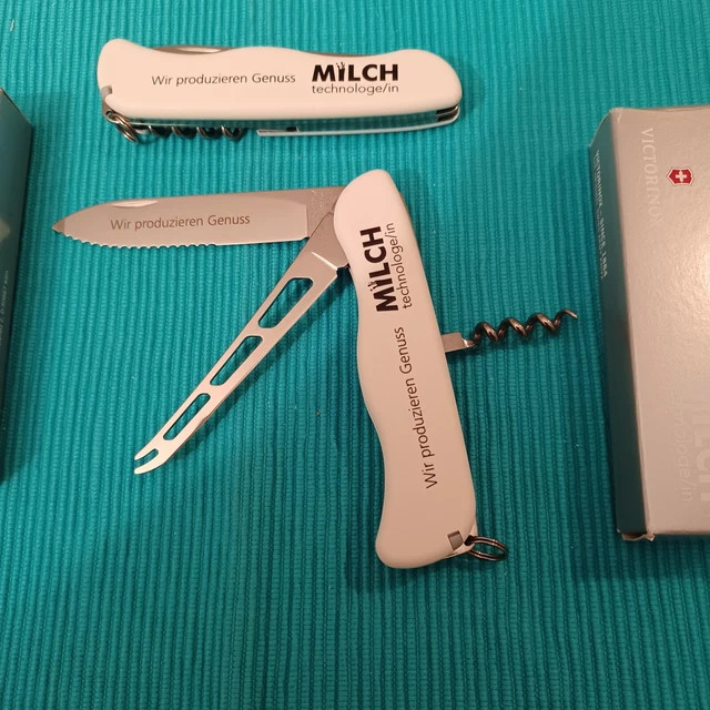 Victorinox Käsemesser mit Klingengravur  2er Set deutsch Special Edition