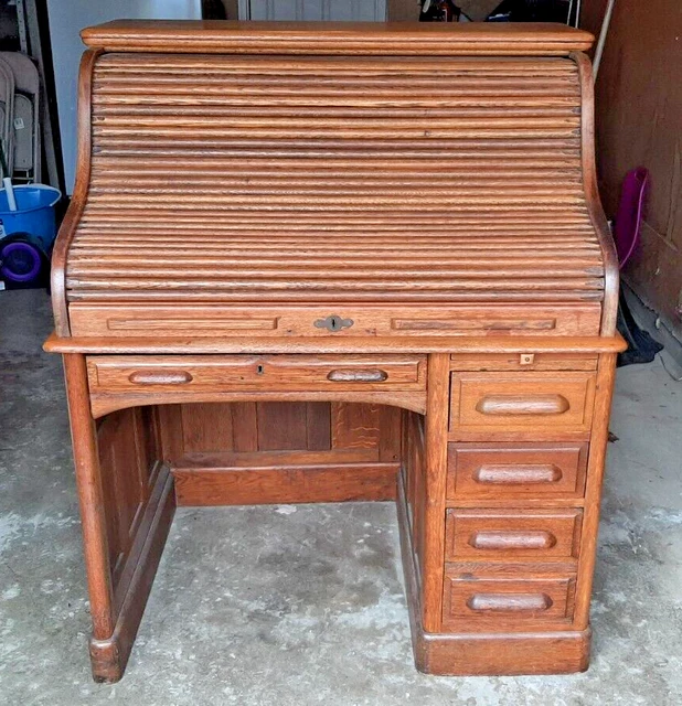 ANTIQUE SCURVE ROLL Top Desk with Two Secret Drawers! Early 1900's