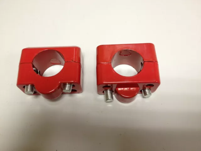 Paire de pontets adaptateurs alu rouge pour guidon 28.6mm (base 22 mm)