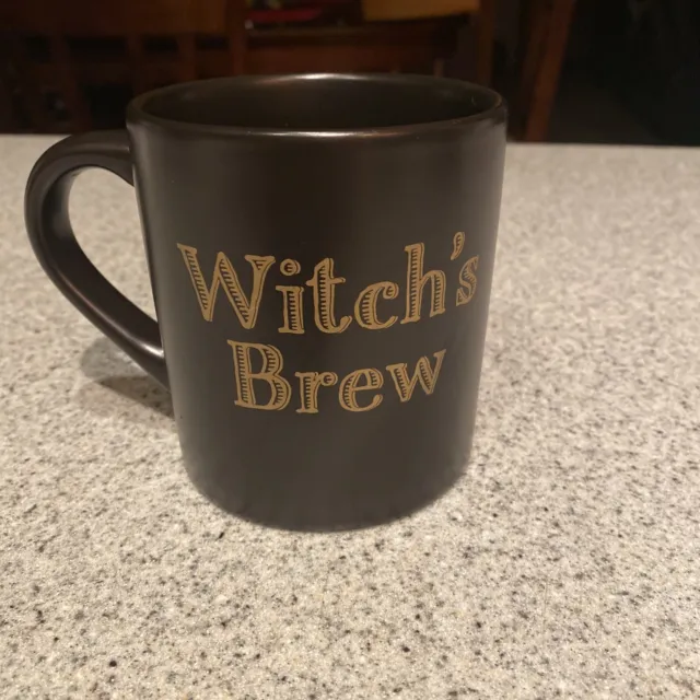 New Halloween Witch’s Brew Stoneware Coffee Mug 16oz Threshold Black