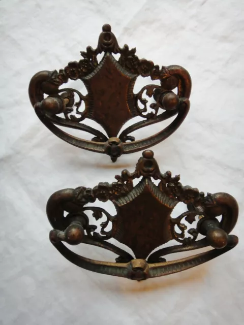 2 Antique Brass Shield Form Dresser Cabinet Drawer Pulls Hardware Pair