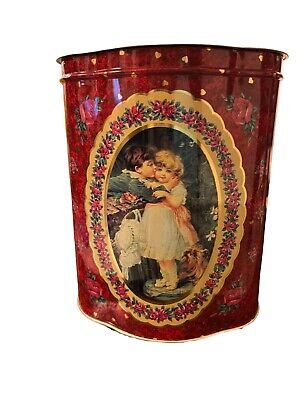 Vintage Made In England Lidded Roses Valentines Tin Victorian Boy And Girl Kiss