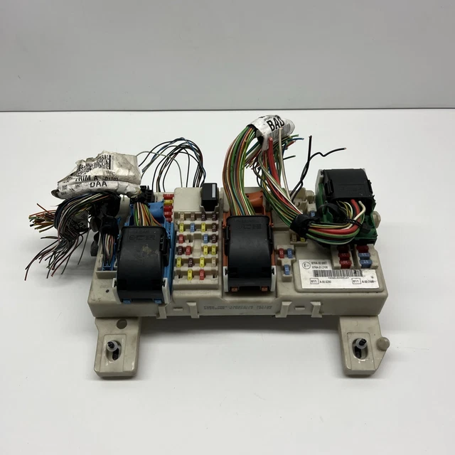 FORD KUGA MK1 Focus Body Control Module Fuse Box BCM 7M5T14A073JE 08 ...