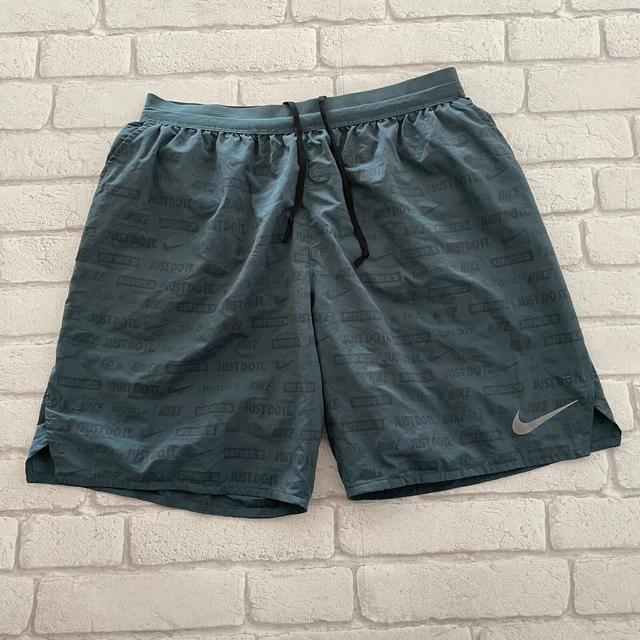 Nike Running Shorts Mens Medium M Green Sports Training Gym Adult Pockets