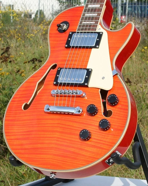 Weller E-Gitarre, Le Paul, Semihollow, Mahagonikorpus, Riegelahorn, Humbucker OR