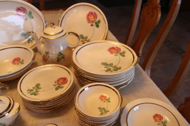 Paden City Pottery American Beauty Pattern 85 Piece Grouping Single Rose Design 3