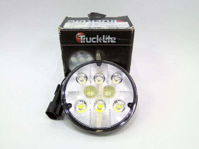 Truck Lite Harley Softail Touring LED Passing FOG Lamp 4.5" 2262
