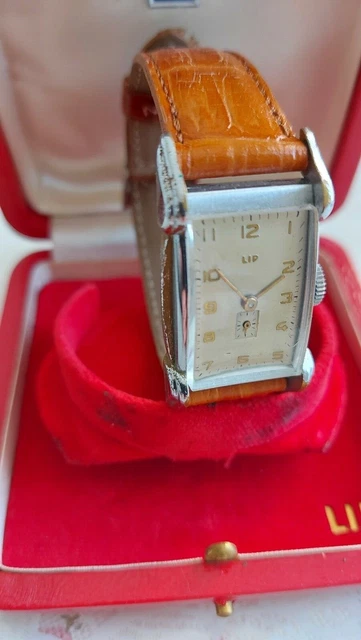 Montre Bracelet LIP T18 Carrosse Vintage (fin Des Années 1930) - Révisée, Garantie 2 Ans - Mouvement Mécanique Manuel