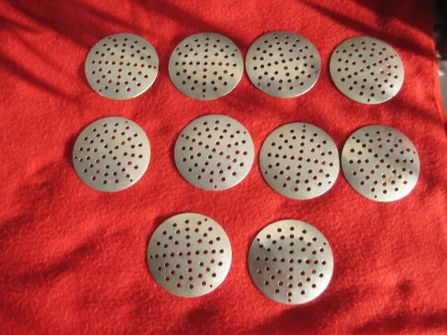 10 Rosetten Lüftungsgitter -siebe Schrank Truhe Möbel ALU Ø 70 mm Vintage NEU 10 Rosetten Lüftungsgitter -siebe Schrank Truhe Möbel ALU Ø 70 mm Vintage NEU