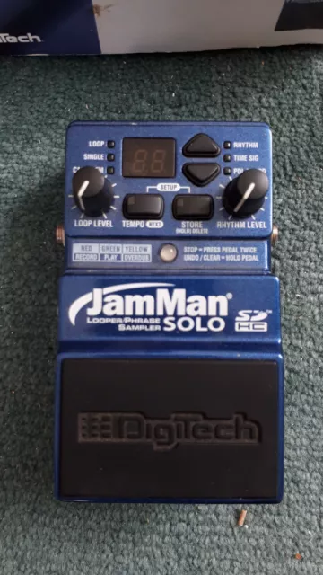 DigiTech JamMan Solo + 8 GB SDHC Karte