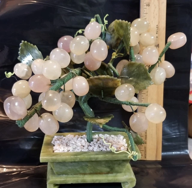 ASIAN JADE STONE BONSAI TREE/GRAPES & JADE LEAVES in JADE PLANTER