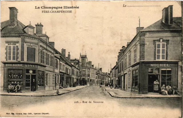 CPA FERE-CHAMPENOISE - Rue de SEZANNE (364328)