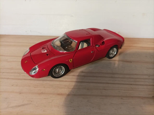 Miniature Burago Ferrari 250 LM Le Mans 1965 – 1/24, Rouge, Socle Inclus
