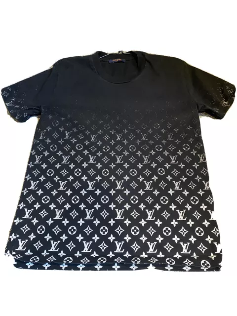 Louis Vuitton Pocket T-Shirt - Small