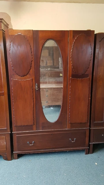 Antique wardrobe, victorian / edwardian / art deco.