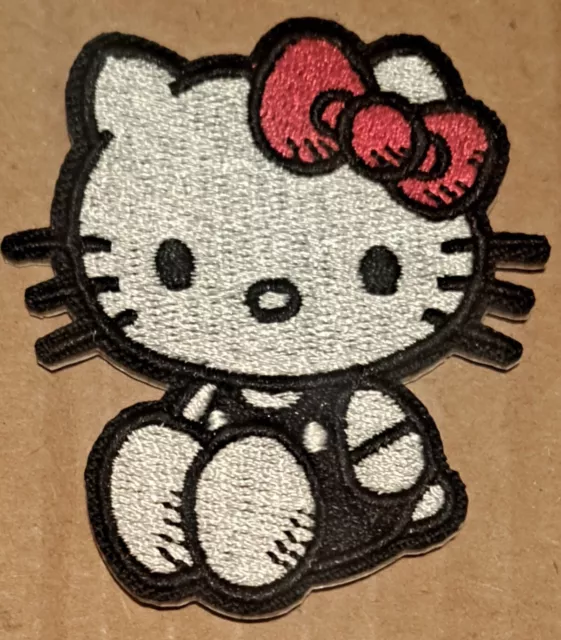 Set Of 5 Collectible Hello Kitty & Friends Sanrio Kawaii Iron On Patches
