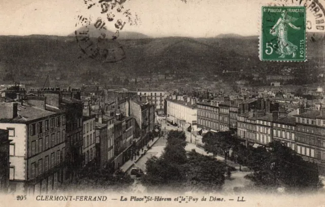 CPA 63 - CLERMONT FERRAND (P. de D.) - 205. La Place St-Hérem et le Puy de Dôme