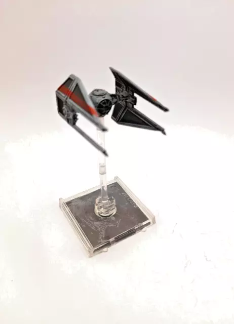 Star Wars X-Wing Miniaturenspiel Abfangjäger Interceptor Schiff + Zubehör