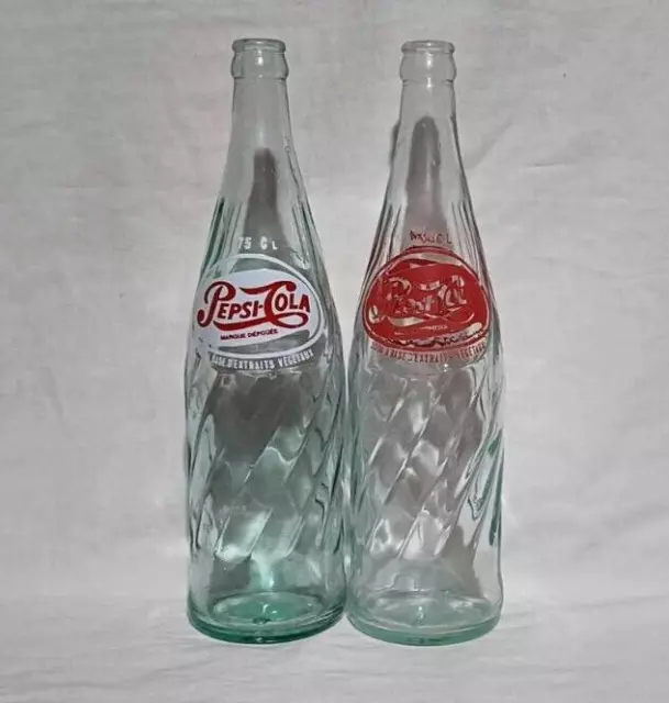 TOW old Used soft drink bottle  collection "pepsi"  75cl arabic writting vintage