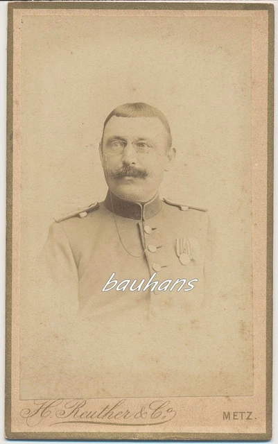 CDV Portrait Offizier  mit Ordensspange-Metz  (a251)