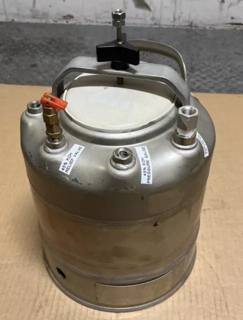 ALLOY PRODUCTS CORP 316L Stainless 132psi Pressure Pot Tank Ceramic Coat?