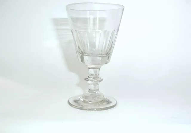 Ausgefallenes Glas um 1900