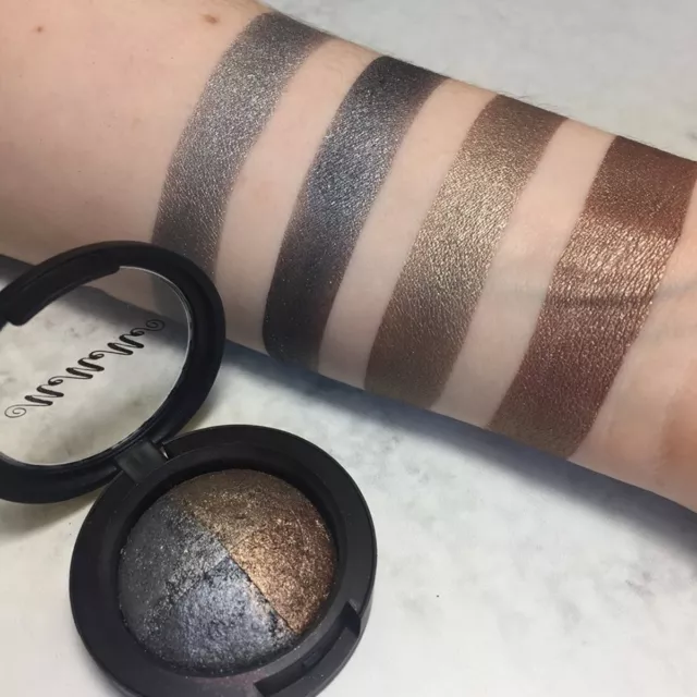 PALETA DE SOMBRAS DE OJOS CUÁDRUPLES HORNEADAS Marrón Húmedo y Seco Gris Brillante Metálico