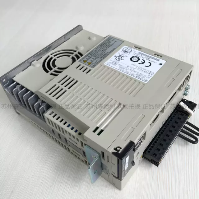 NIB  Yaskawa  AC SERVO DRIVE SGDS-10A12AR