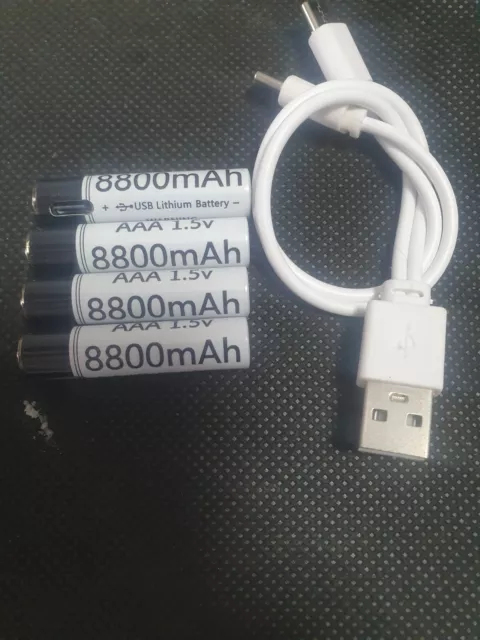 4 batterie ricaricabili USB 1.5V AAA 8800 mWh agli ioni di litio