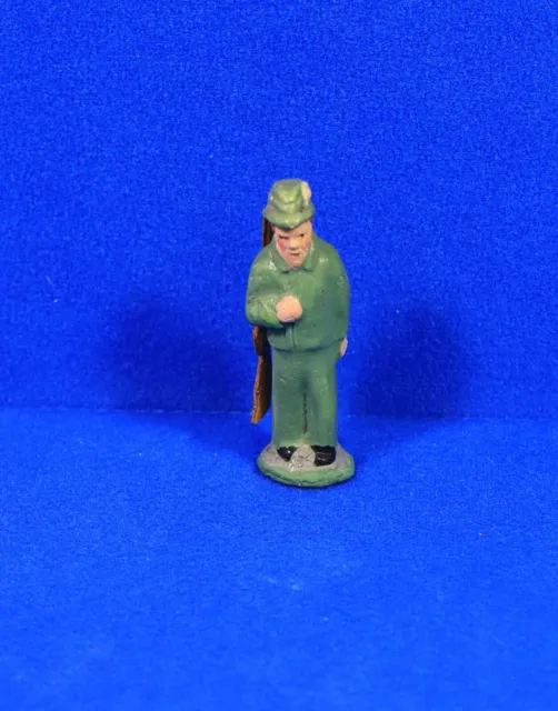 Alte Massefigur JÄGER mit Gewehr Erzgebirge Figur 55 mm groß alt