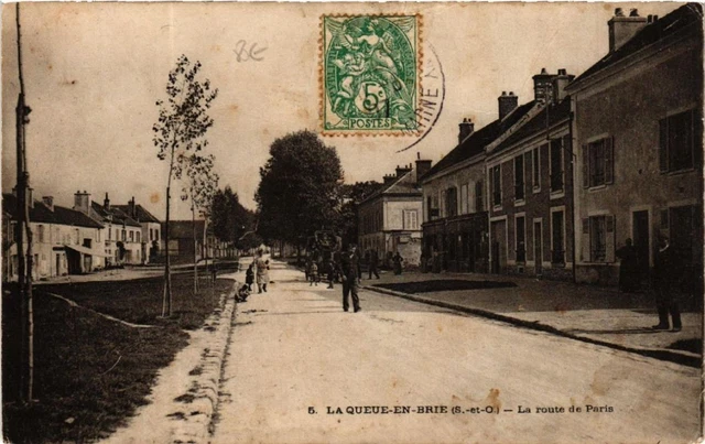 CPA LA QUEUE-en-BRIE La route de Paris (600325)
