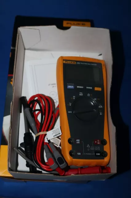 Multimetro a vero valore efficace Fluke FLUKE-175 Multimetro digitale a...